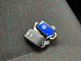 ブルーのスマートキーをセットでご用意しました。