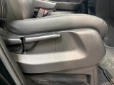 運転席のポジション変更可能!ご自身の運転しやすいポジションでの運転が可能です!