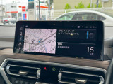 国道1号線に沿い横浜市営地下鉄「三ッ沢上町駅」から徒歩約10分。 BMW Premium Selection 横浜三ッ沢店 / 〒240-0062神奈川県横浜市保土ヶ谷区岡沢町322-3 / TEL:045-612-8488