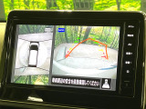 【アラウンドビューモニター】専用のカメラにより、上から見下ろしたような視点で360度クルマの周囲を確認することができます☆死角部分も確認しやすく、狭い場所での切り返しや駐車もスムーズに行えます。