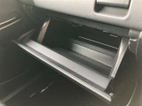 取り出しやすく、しまいやすい収納スペースが満載です。ティッシュやペットボトル等、用途に合わせた収納が可能ですので、使い方はあなた次第!