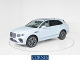 Bentayga Azureが入荷いたしました。