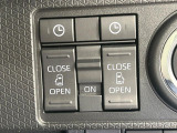 【両側パワースライドドア】スマートキーや運転席のスイッチで後席両側スライドドアの開閉が可能♪電動だから力を入れてドアを開ける必要が無く、小さなお子様でも簡単に開け閉めでき快適です♪