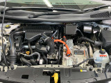 エンジンルームもクリーニング済みできれいですよ。日産の整備士がしっかりと丁寧に点検していますので安心してお乗りいただけます