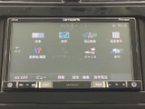 ナビゲーションやオーディオ関連のメニューがまとまり、画面から項目を選べる構成です。目的に応じて使いたい機能を探しやすく、日々の移動を便利にサポートします。