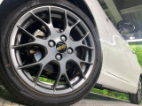 【BBS製16インチアルミホイール】大人気メーカーのホイールを装備♪軽量・高硬度のアルミホイールは、ハンドリング・加速など、走りの質を向上してくれます♪