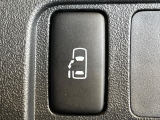 【パワースライドドア】スマートキーや運転席のスイッチでスライドドアの開閉が可能♪電動だから力を入れてドアを開ける必要が無く、小さいお子様でも、重い荷物を持っている時もラクに開け閉めできます♪