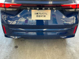 障害物を感知すると、ブザー音で知らせてくれる前後コーナーセンサー付!