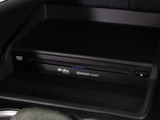 CDはもちろんの事、DVD再生も可能です。フルセグ地デジにも対応しさらにBluetoothにも対応しております