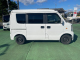 当店で購入して頂いたお車には距離無制限、一年間の保証をお付け致します。