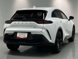 バックモニター付きです。後退時に車両の後ろ側を画面に表示します。車庫入れなどでバックする際に後方確認ができ便利です。