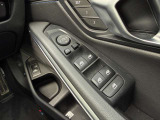 BMW専門のメカニックが、100項目にも上るポイントを徹底的にチェック。交換基準に達した部品があれば、弊社負担にて交換後、お客様へご納車致します。