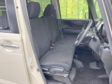 運転席シート廻りは使用感も少なく、良好な状態となっています。丁寧に使われていたことがよくわかりますね。