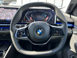 国道1号線に沿い横浜市営地下鉄「三ッ沢上町駅」から徒歩約10分。 BMW Premium Selection 横浜三ッ沢店 / 〒240-0062神奈川県横浜市保土ヶ谷区岡沢町322-3