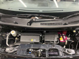 エンジンルームもクリーニング済みできれいですよ。日産の整備士がしっかりと丁寧に点検していますので安心してお乗りいただけます