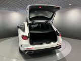 AMG(エーエムジー)は創立者の「アウフレヒト」のA,パートナー「メルヒャー」のM、アウフレヒトの生地である「グローザスバッハ」のG、それぞれの頭文字に由来します。