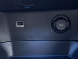 シガーソケット・USB挿入口。