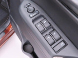 当社では全車、納車前にサービス工場で12ヶ月点検相当の整備を実施しております。そこで確認された不具合箇所は修理しておりますのでご安心下さい。