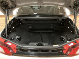 当店は整備工場併設の新車・中古車店です。全車認定中古車です。泉佐野市・貝塚市・熊取町・田尻町・泉南市・阪南市・岬町の泉州地域のお客様、大阪府内や他府県のお客様もお待ちしています。