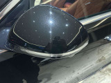 納車前整備は、メルセデスベンツ国際認定メカニックによる最新の検査ライン等の施設が充実した当社工場で入念に行います。メルセデス・ベンツの定める厳しい基準をクリアしたお車のみをご案内させて頂きます。