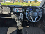 運転席周辺画像です。