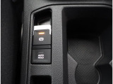 ★電子サイドブレーキ、信号待ちなどの停車時にブレーキを踏み続けることなく停止するオートホールドがございます★