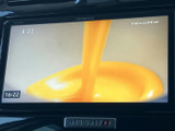 停車中にテレビや映像を視聴でき、休憩時間を過ごす際にも活用できます。画面に映像が大きく表示されるため、待ち時間のひとときに車内で楽しめる装備として便利です。