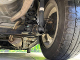 お車を安心してお乗りいただく為には、足回りの定期点検が欠かせません。サービスサポート(有償保証)では無料点検もご提供しており、安心のカーライフをお過ごしいただけるサポート体制が整っています。