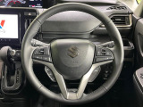 【純正革巻きステアリング】上質な革を使用することで、手にしっかり馴染みとても運転しやすいハンドルです♪