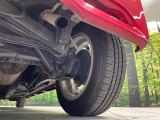 お車を安心してお乗りいただく為には、足回りの定期点検が欠かせません。サービスサポート(有償保証)では無料点検もご提供しており、安心のカーライフをお過ごしいただけるサポート体制が整っています。
