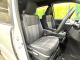 ドライバーによって運転しやすいポジションは異なり、あの車はどうなのか不安なこともありますよね。気になるお車は店頭で乗り込んでご確認いただけます♪