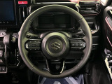 【純正革巻きステアリング】上質な革を使用することで、手にしっかり馴染みとても運転しやすいハンドルです♪