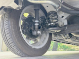 お車を安心してお乗りいただく為には、足回りの定期点検が欠かせません。サービスサポート(有償保証)では無料点検もご提供しており、安心のカーライフをお過ごしいただけるサポート体制が整っています。