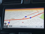 道路や周辺施設を画面上で確認できる地図表示で、目的地までのルート確認にも活用できます。現在地を把握しやすく、初めて訪れる場所への移動や日常のお出かけをサポートしてくれます。