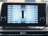画面でテレビ映像を視聴できるため、停車中の待ち時間も車内で過ごしやすくなります。見やすい大きさのディスプレイで、映像を楽しめる装備です。