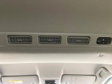 【サーキュレーター】エアコンの風を後部座席まで届けてくれ、広い車内空間でも素早く快適な温度になります♪真夏や真冬に便利な機能です。