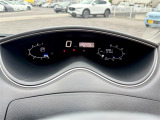 【スピードメーター】メーターがシンプルで見やすく運転しやすいですね!