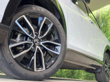 【純正18インチアルミホイール】外観にマッチした純正アルミホイールを装着しております。各種社外アルミホイールや、スタッドレスタイヤも取扱いしております。是非ご相談ください♪