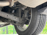 お車を安心してお乗りいただく為には、足回りの定期点検が欠かせません。サービスサポート(有償保証)では無料点検もご提供しており、安心のカーライフをお過ごしいただけるサポート体制が整っています。