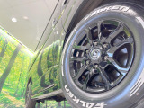 【15インチアルミホイール】外観にマッチしたアルミホイールを装着しております。各種アルミホイールや、スタッドレスタイヤも取扱いしております。是非ご相談ください♪