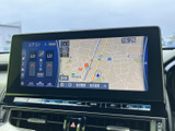 地図を画面上で確認でき、目的地までの道順を把握する際に便利です。表示の切り替えにも対応し、日々のお出かけや初めての場所への移動をサポートします。