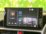 ラジオやテレビ、Bluetooth、USB/iPodなどの選択肢が画面に並び、使いたい音源を確認しやすい構成です。
