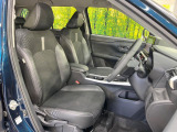 運転席シート廻りは使用感も少なく、良好な状態となっています。前オーナー様が丁寧に使っていたことがよくわかりますね。