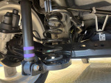 お車を安心してお乗りいただく為には、足回りの定期点検が欠かせません。サービスサポート(有償保証)では無料点検もご提供しており、安心のカーライフをお過ごしいただけるサポート体制が整っています。