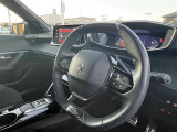 ◆LIBERALAは、輸入車選びの新たなスタイルを提案するインポート・セレクト・ブランドです。オーナー様となる方がクルマから直接感じる感性を第一にした、最良の一台との出会いをコーディネートいたします。