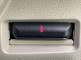 停車中に映像やテレビを楽しみたい方にうれしい装備です。画面の内容を確認しながら、休憩時間など車内で過ごすひとときに活用できます。
