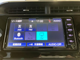 複数の音源が画面に並び、聴きたいメディアを選びやすい構成です。ラジオやBluetoothなど日常で使う機能をまとめて確認でき、気分や利用シーンに合わせて活用できます。