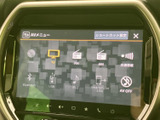 TVやラジオ、Bluetooth、USBなど、複数の音楽・情報ソースを画面から選択できます。使いたい項目を表示で確認しながら選べるため、日々の移動に合わせて音源を切り替えたい方にも便利です。
