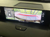 【360&deg;ビューモニター】専用のカメラにより、上から見下ろしたような視点で360度クルマの周囲を確認することができます☆死角部分も確認しやすく、狭い場所での切り返しや駐車もスムーズに行えます。