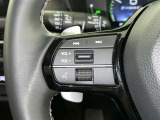 ステアリングスイッチ装備!運転しながら手元でオーディオの操作などができます。